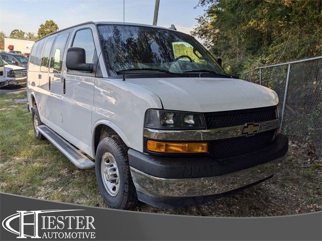 2022 Chevrolet Express Base