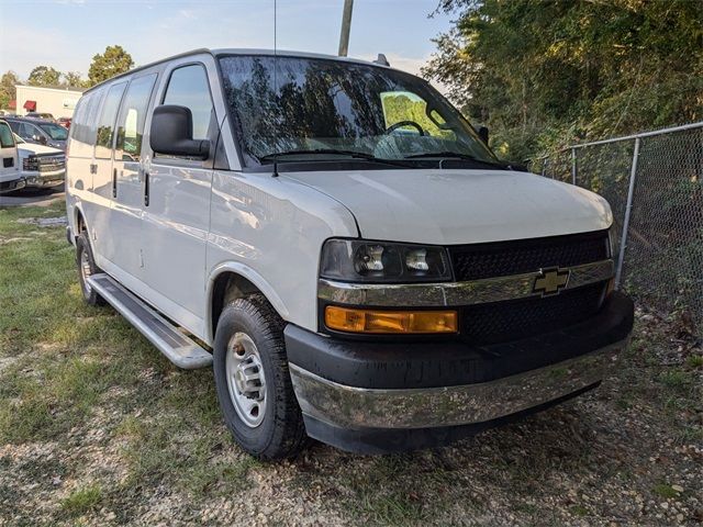 2022 Chevrolet Express Base