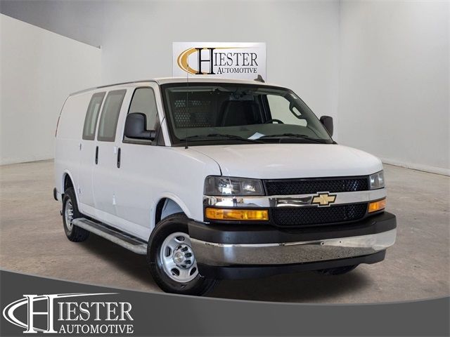 2022 Chevrolet Express Base