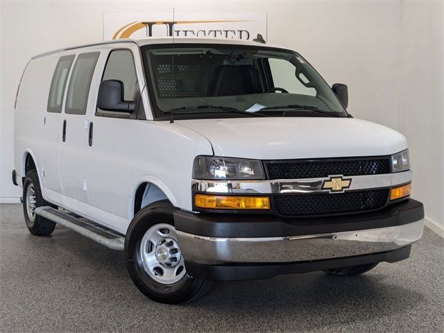 2022 Chevrolet Express Base