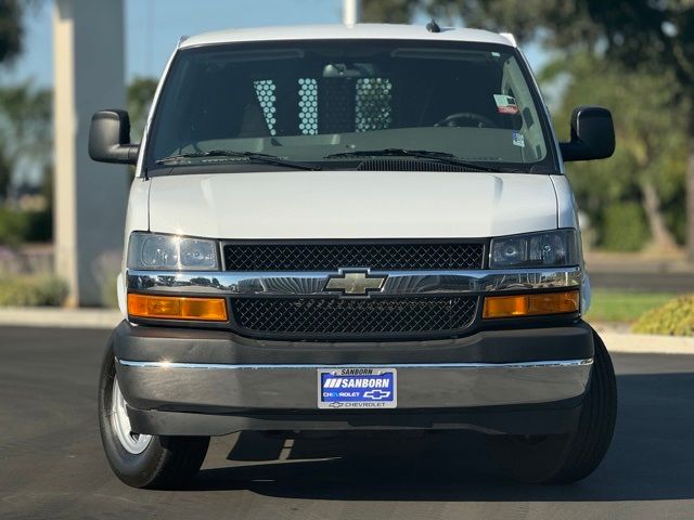 2022 Chevrolet Express Base