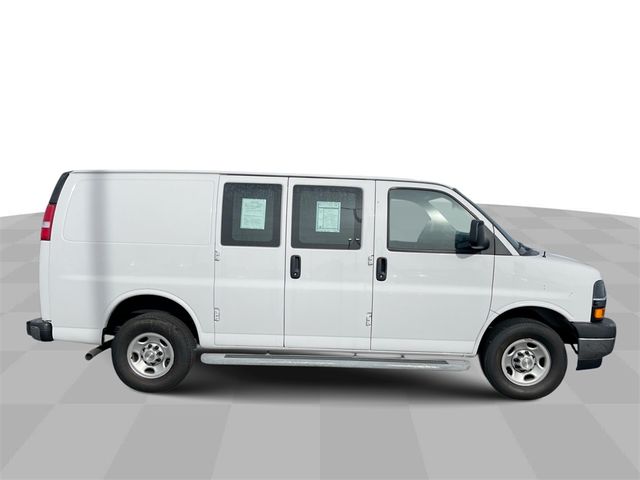 2022 Chevrolet Express Base