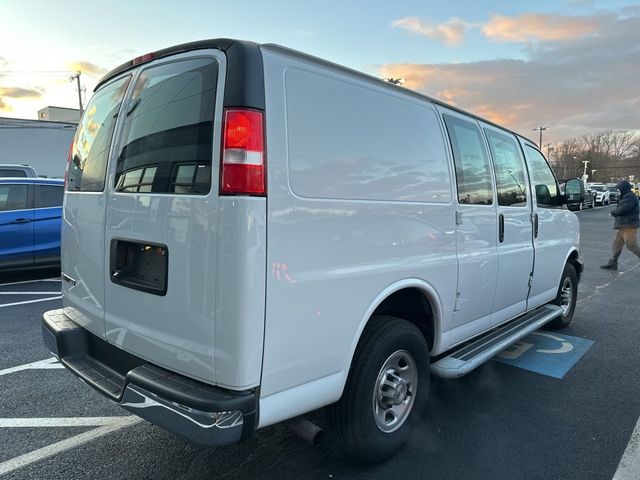 2022 Chevrolet Express Base