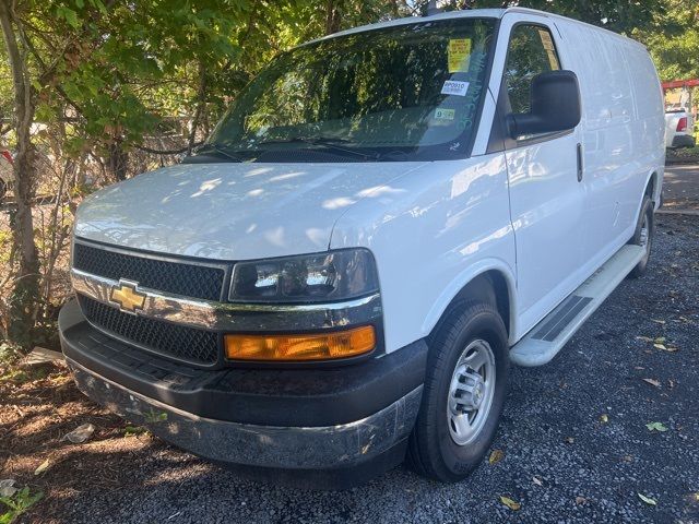 2022 Chevrolet Express Base