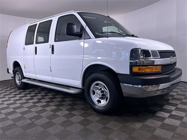 2022 Chevrolet Express Base