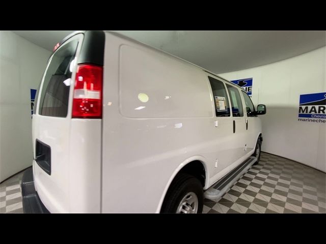 2022 Chevrolet Express Base