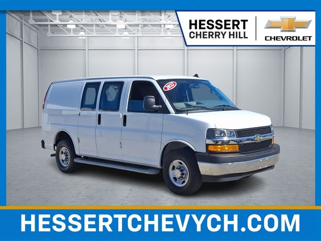 2022 Chevrolet Express Base