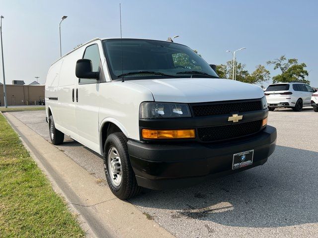 2022 Chevrolet Express Base