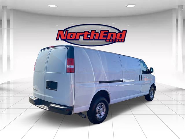 2022 Chevrolet Express Base