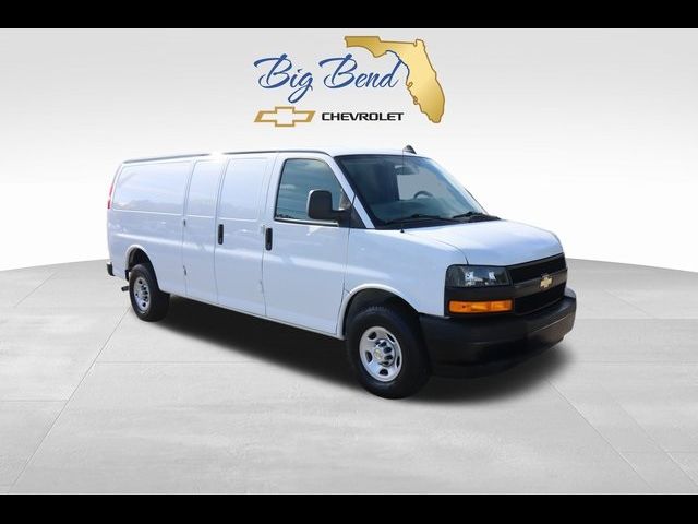 2022 Chevrolet Express Base