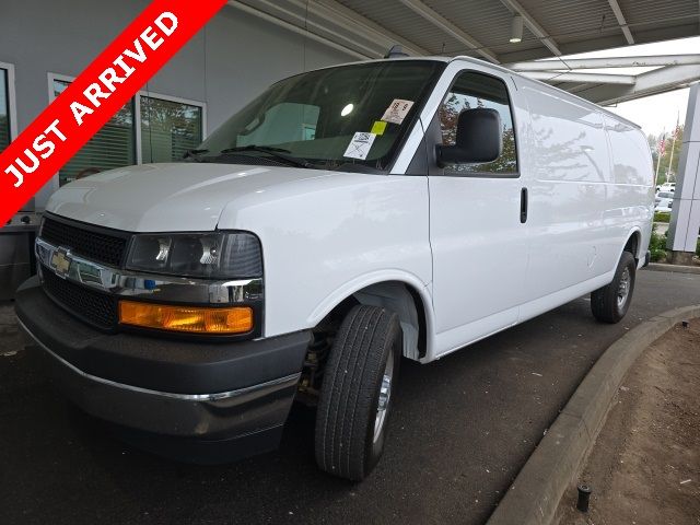 2022 Chevrolet Express Base