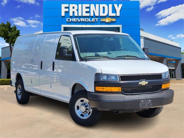 2022 Chevrolet Express Base