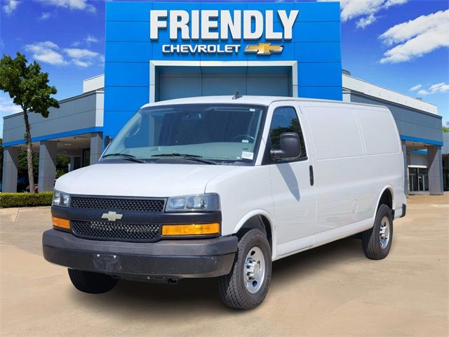 2022 Chevrolet Express Base