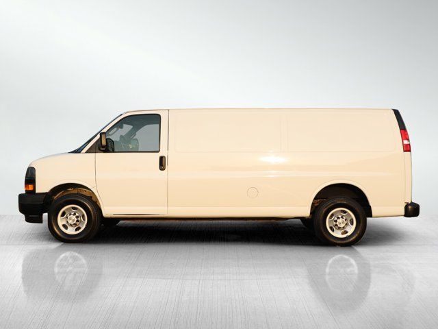 2022 Chevrolet Express Base