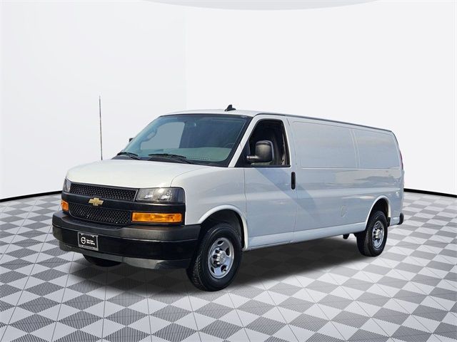 2022 Chevrolet Express Base