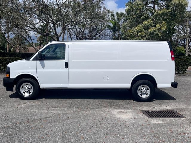 2022 Chevrolet Express Base