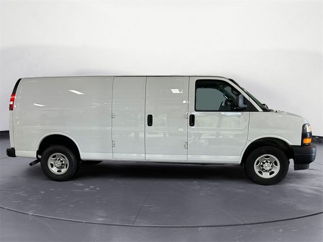 2022 Chevrolet Express Base