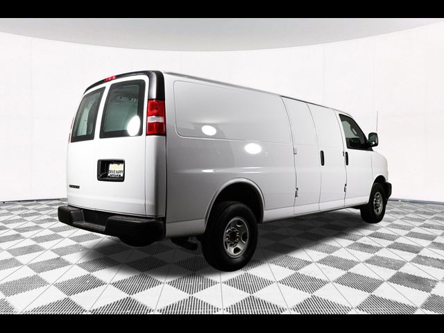 2022 Chevrolet Express Base