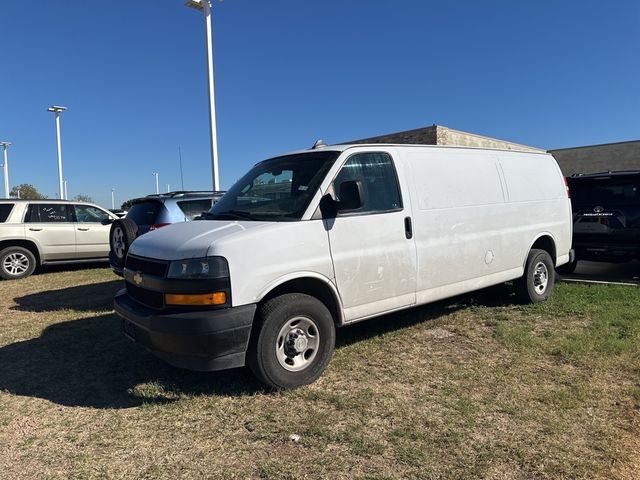 2022 Chevrolet Express Base