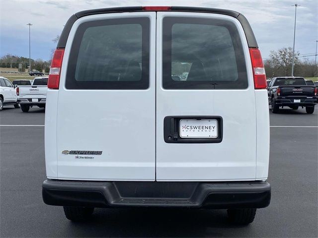 2022 Chevrolet Express Base