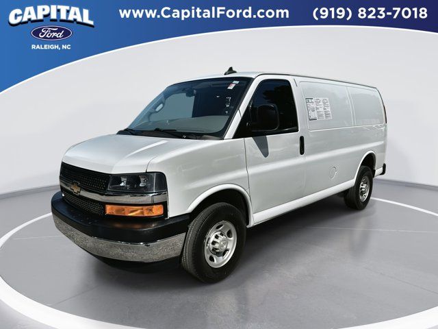 2022 Chevrolet Express Base