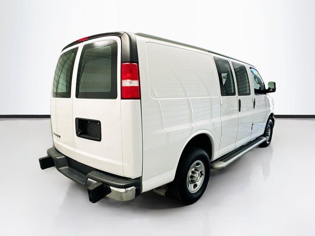 2022 Chevrolet Express Base