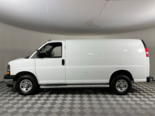 2022 Chevrolet Express Base