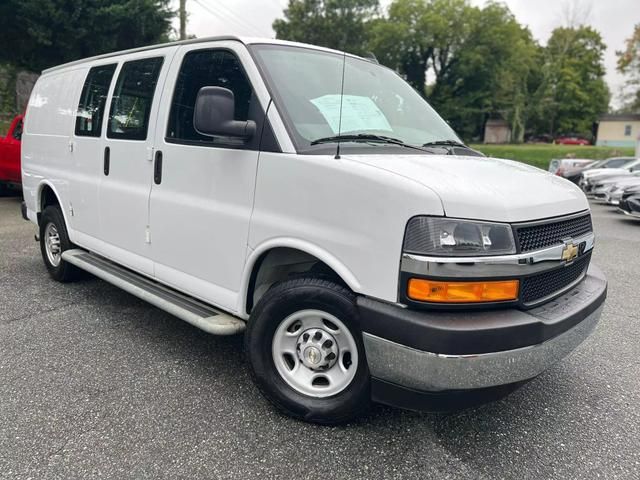 2022 Chevrolet Express Base