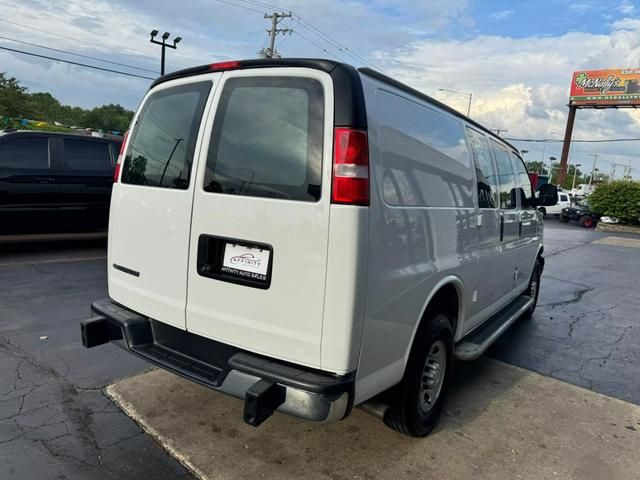 2022 Chevrolet Express Base