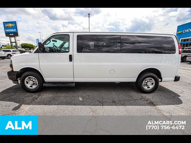 2022 Chevrolet Express LS
