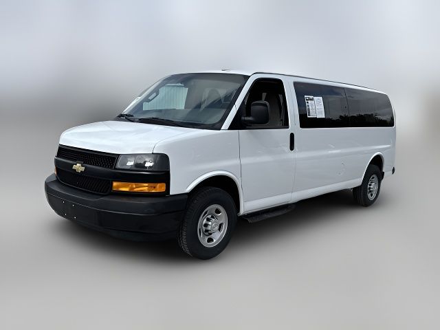 2022 Chevrolet Express LS