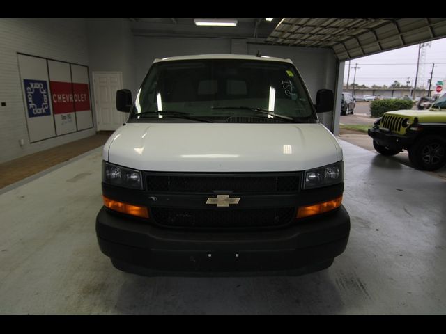 2022 Chevrolet Express LS