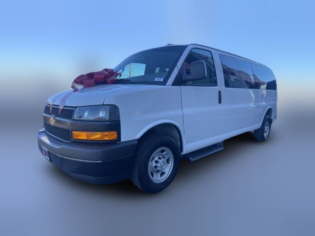 2022 Chevrolet Express LS