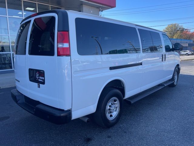 2022 Chevrolet Express LS