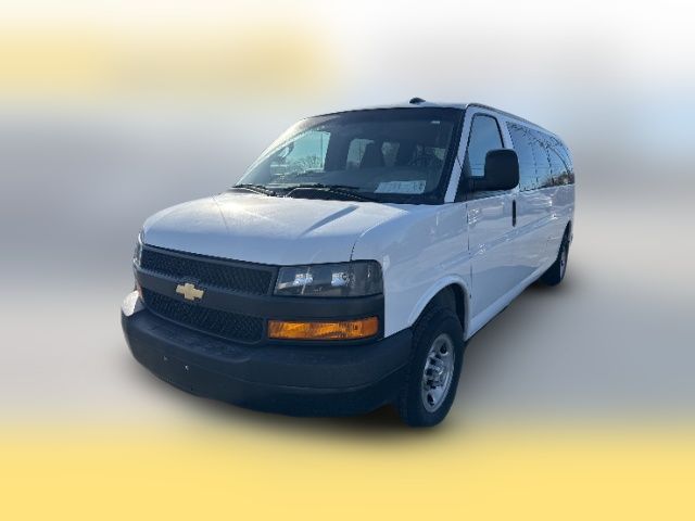 2022 Chevrolet Express LS