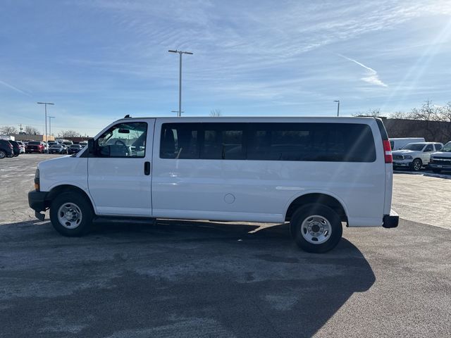 2022 Chevrolet Express LS