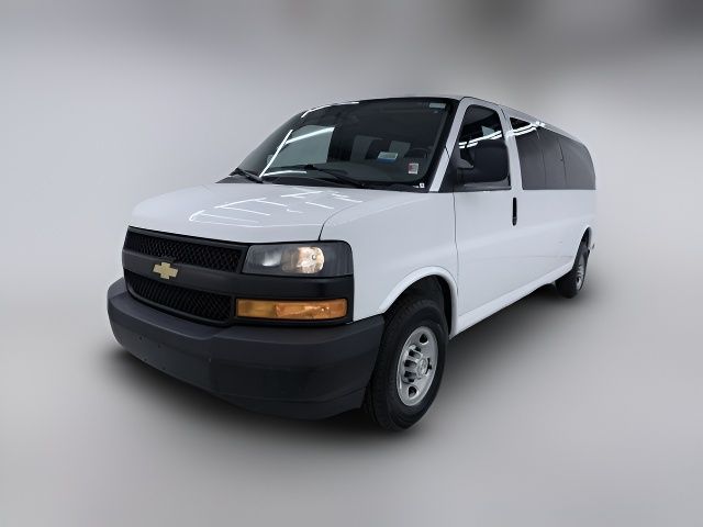 2022 Chevrolet Express LS