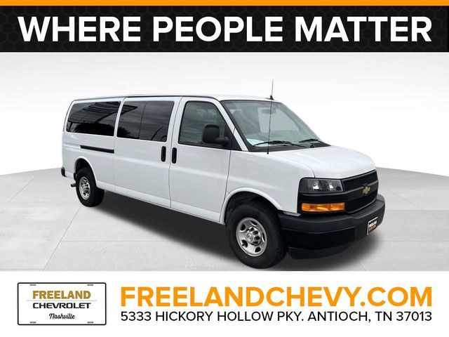 2022 Chevrolet Express LS