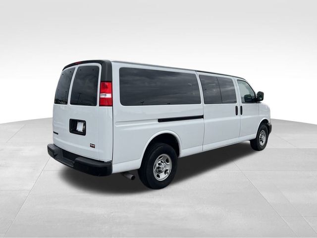 2022 Chevrolet Express LS