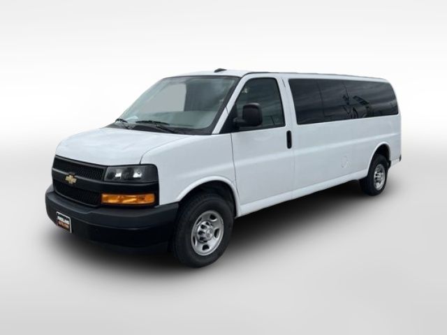 2022 Chevrolet Express LS