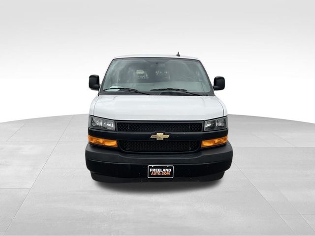 2022 Chevrolet Express LS