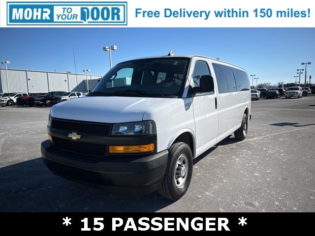 2022 Chevrolet Express LS