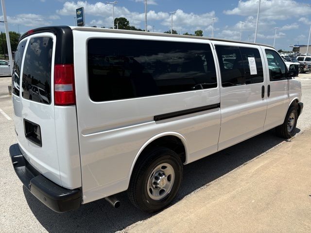 2022 Chevrolet Express LS