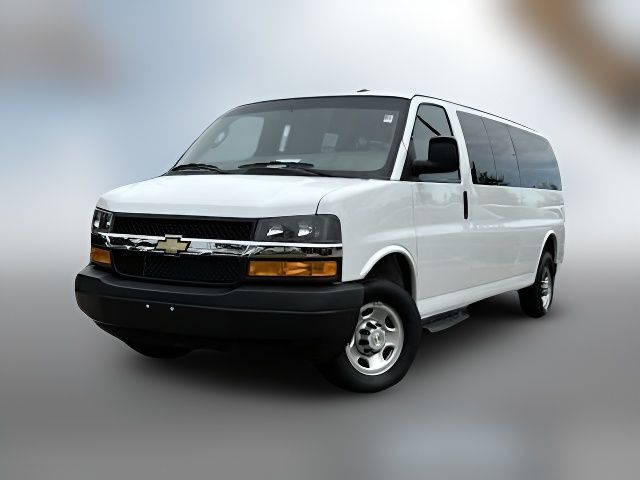 2022 Chevrolet Express LS