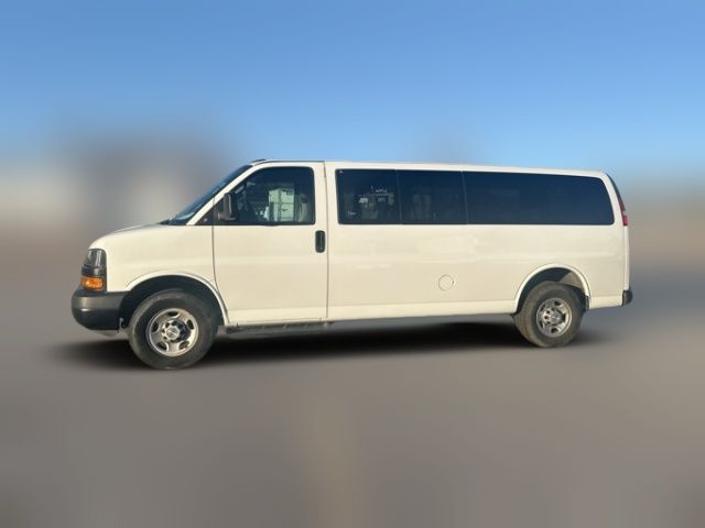 2022 Chevrolet Express LS