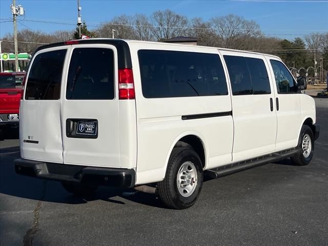 2022 Chevrolet Express LS