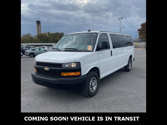 2022 Chevrolet Express LS