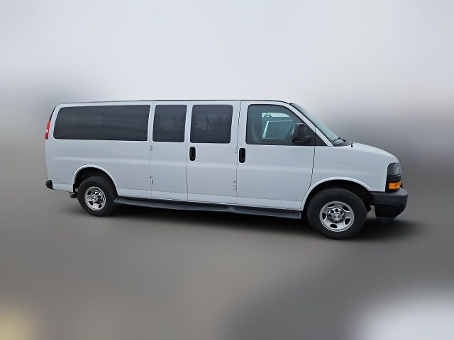 2022 Chevrolet Express LS