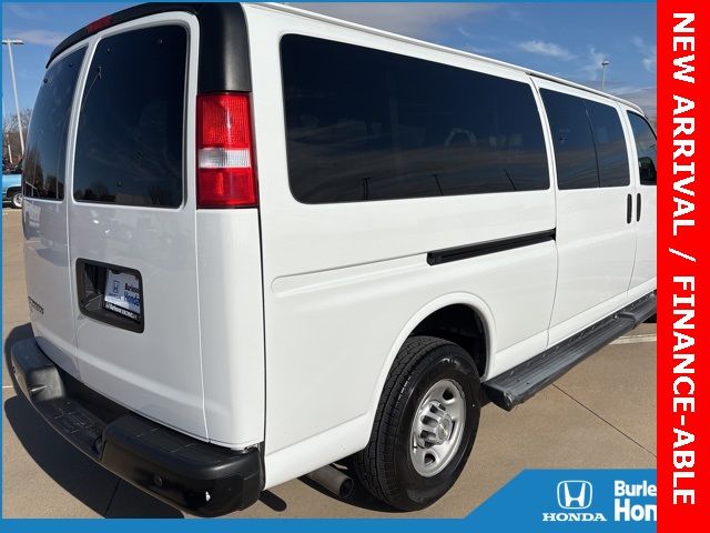 2022 Chevrolet Express LS