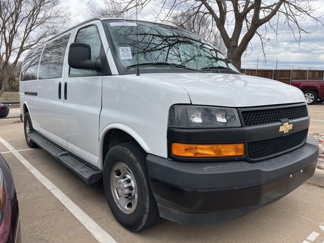 2022 Chevrolet Express LS